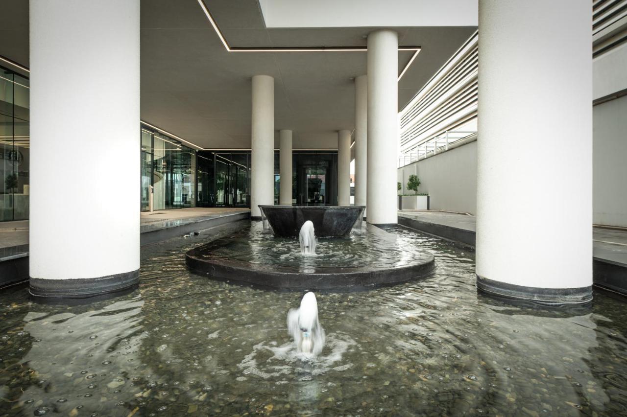 Reserved Suites Illovo Johannesburg Dış mekan fotoğraf